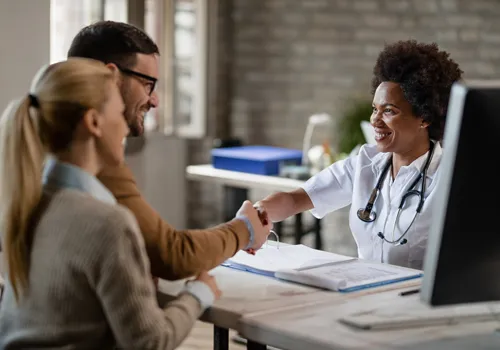 Healthcare_and_Clinics_Industry-03